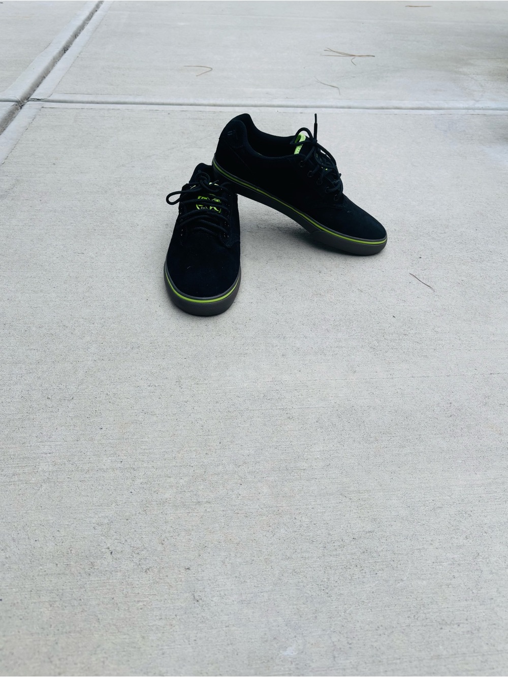 Fallen The Goats Skate Men's Black Suede Sneakers with Green Trim size 9